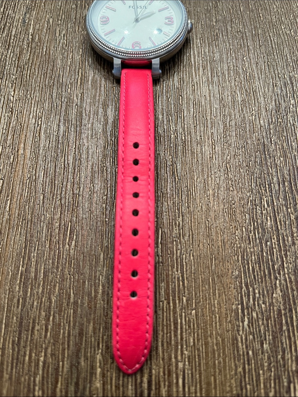 Fossil Women’s Watch Leather Strap Pink Round Face Adjustable Silver Like New - Picture 7 of 9